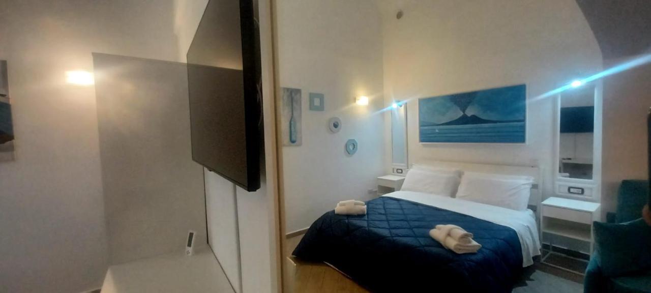 Residenza Plebliscito Apartment Naples Luaran gambar