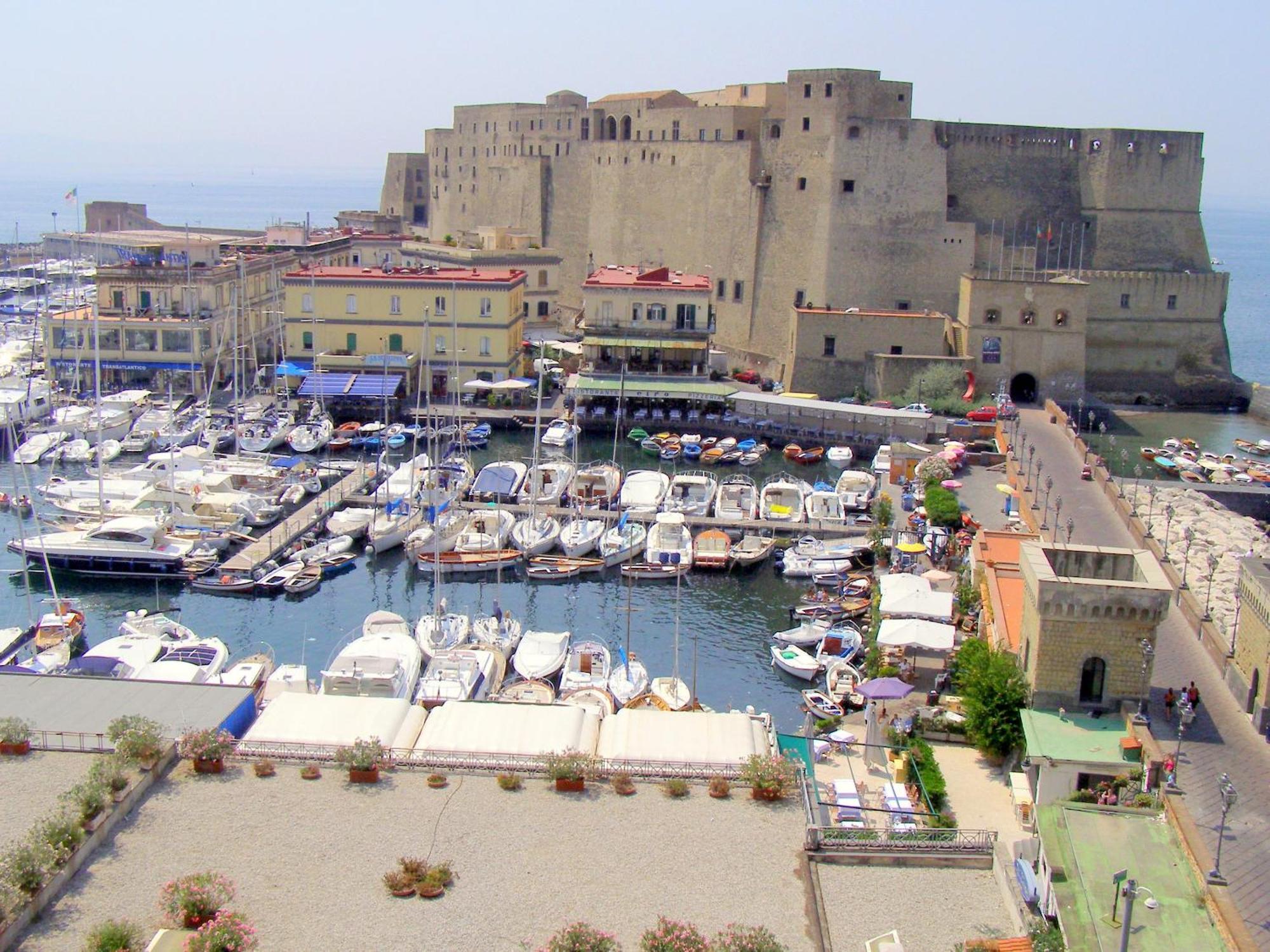 Residenza Plebliscito Apartment Naples Luaran gambar